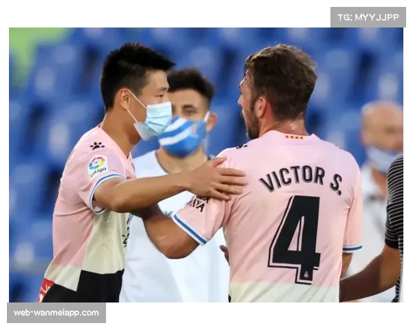 柏林联合作客逼平劲敌 拿到宝贵的保级分数